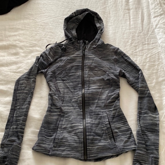 Lululemon Hooded Define Jacket - Picture 2 of 6